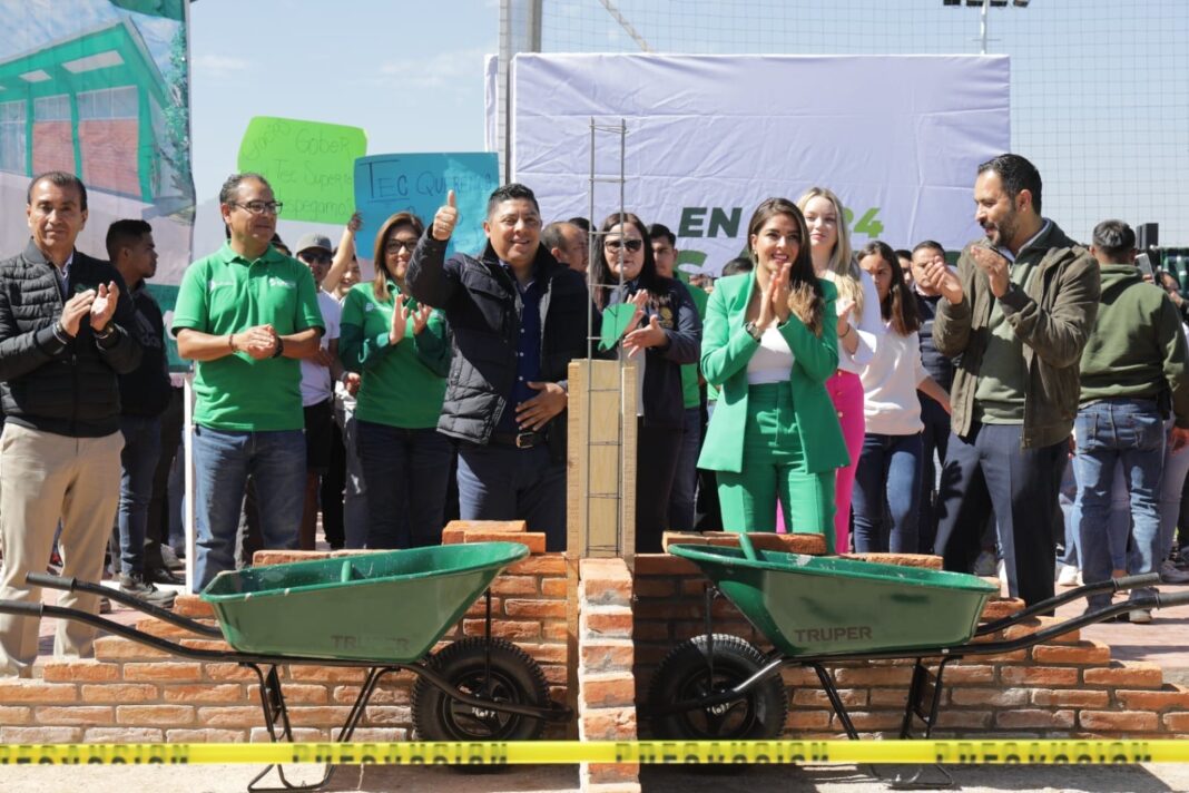 Ricardo Gallardo inaugura cancha en el Instituto Tecnológico Superior