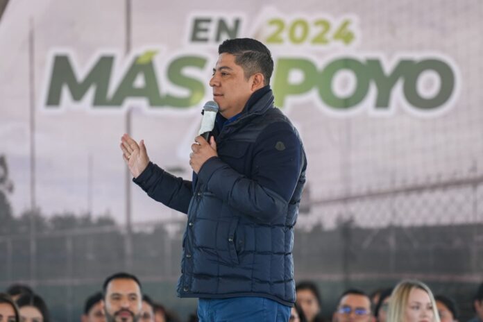 Ricardo Gallardo inaugura cancha en el Instituto Tecnológico Superior