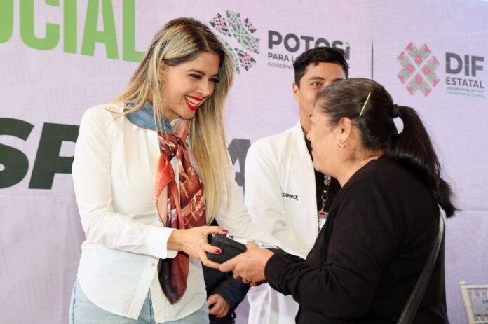 DIF Estatal brinda apoyo a personas con discapacidad visual