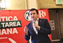 “La palabra es la mayor fuerza del político”